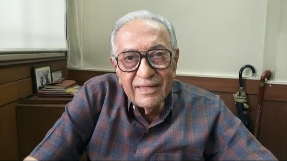 Ameen Sayani Passes Away: रेडियो जगत के दिगज आवाज रहे अमीन सयानी का हार्ट अटैक से निधन, मुंबई में ली आखिरी सांस 2 image 21