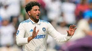 IND vs ENG: Kuldeep Yadav की फिरकी में फंसे इंग्लिश बल्लेबाज, 'चाइनामैन' ने तोड़ डाला पूर्व भारतीय कप्तान का 45 साल पुराना रिकॉर्ड 1 image 128