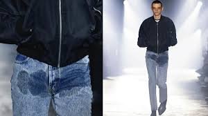 Pee Stain Denim Jeans: 50 हजार से भी महंगी बिक रही है पेशाब के दाग लगी ये जींस, क्या आप भी खरीदेंगे? 3 image 280