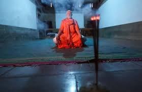 Narendra Modi Meditation: नरेंद्र मोदी की ध्यान साधना पर क्या सोचता है पाकिस्तान? देखिए 2 image 10