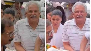 Mannara Chopra: के पिता के अंतिम संस्कार में परिणीति चोपड़ा के पापा ने कर दी बेशर्मी की हद पार, हुए ट्रोल 2 image 72